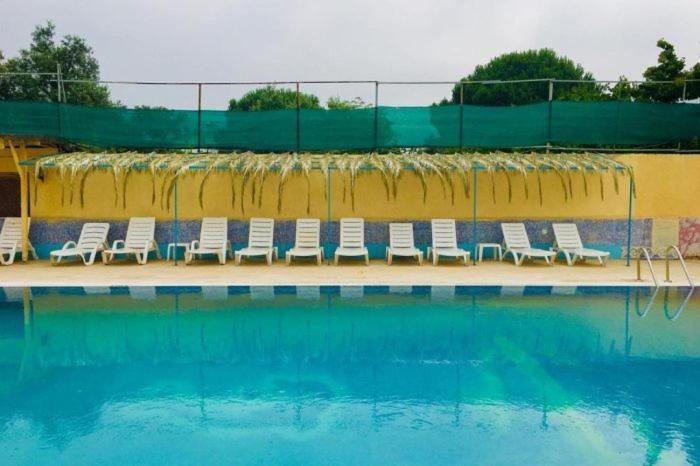 Cicek Evler Tatil Koeyue Hotel Armutlu Exterior photo