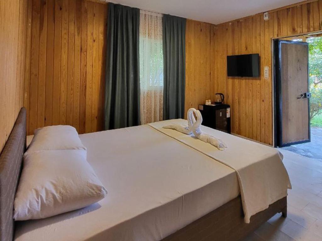 Cicek Evler Tatil Koeyue Hotel Armutlu Exterior photo